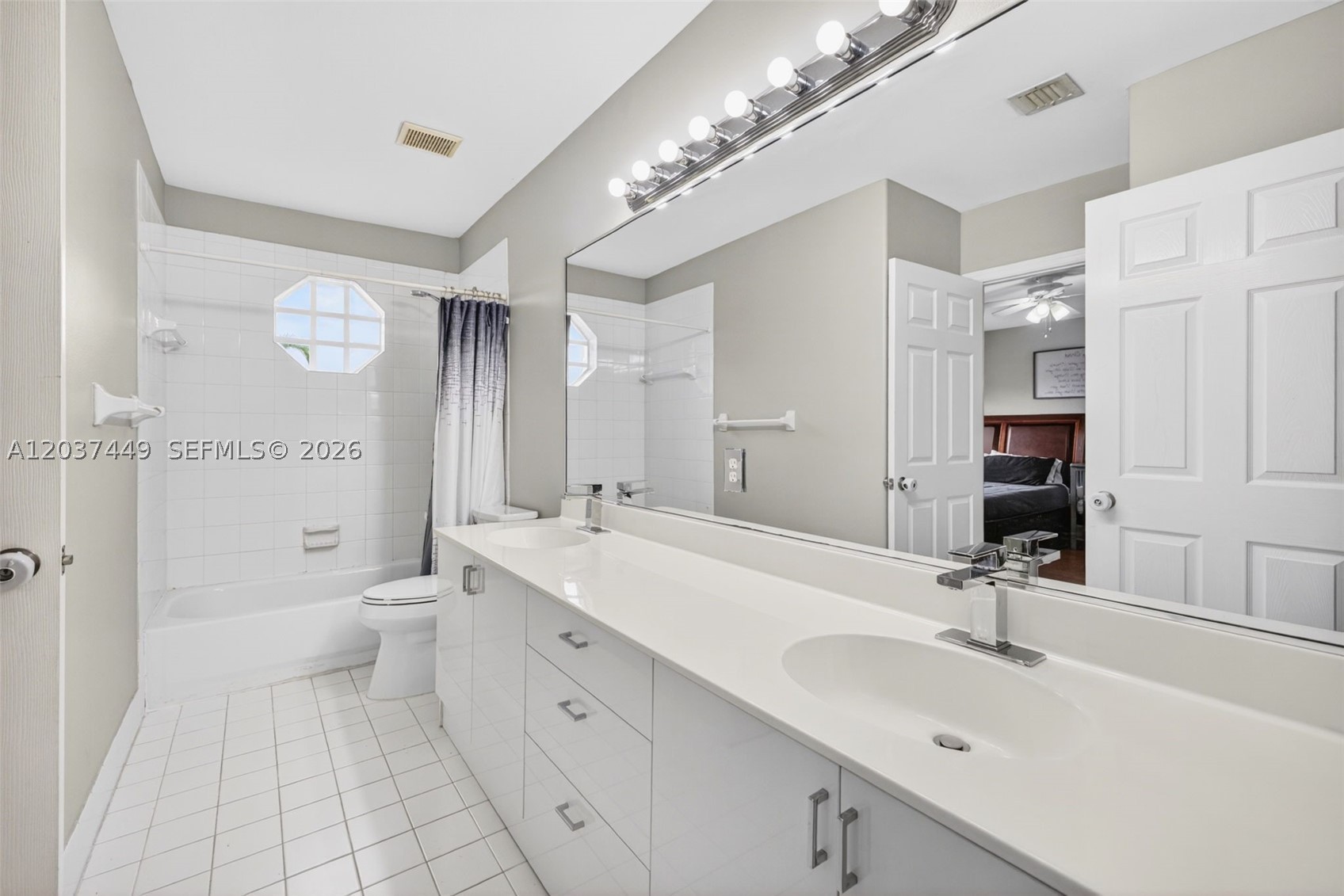 SILVER LAKES PHASE III - Residential