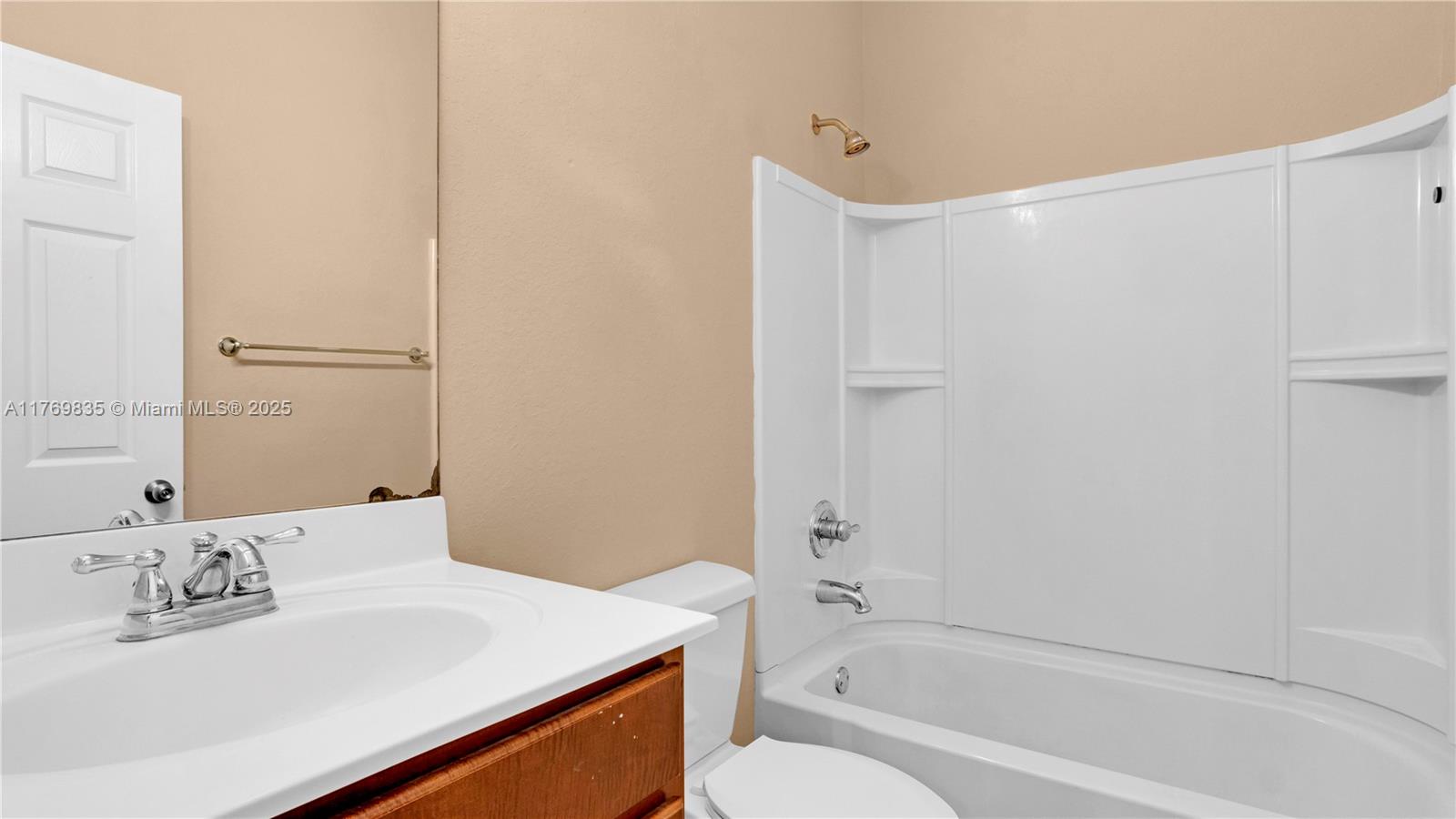 CORONADO AT DORAL IX COND - Residential Lease
