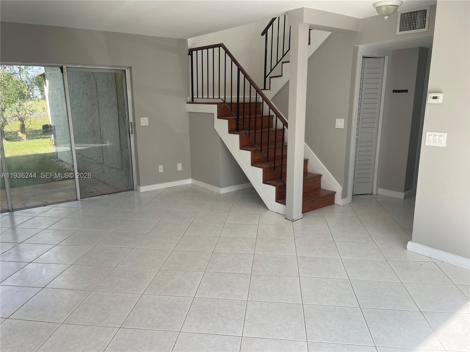 SANDPEBBLES TOWNHOUSE CON - Residential