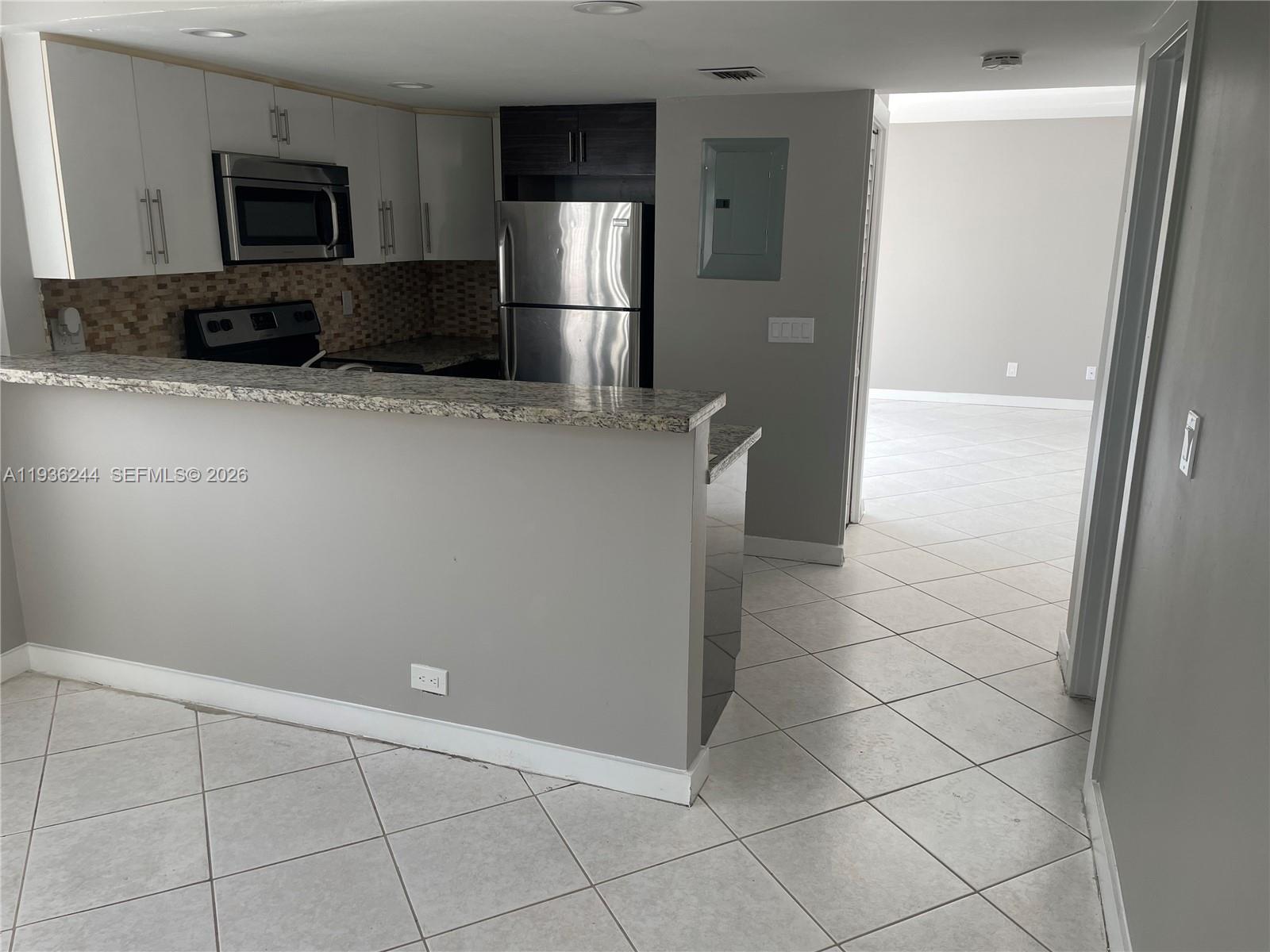 SANDPEBBLES TOWNHOUSE CON - Residential
