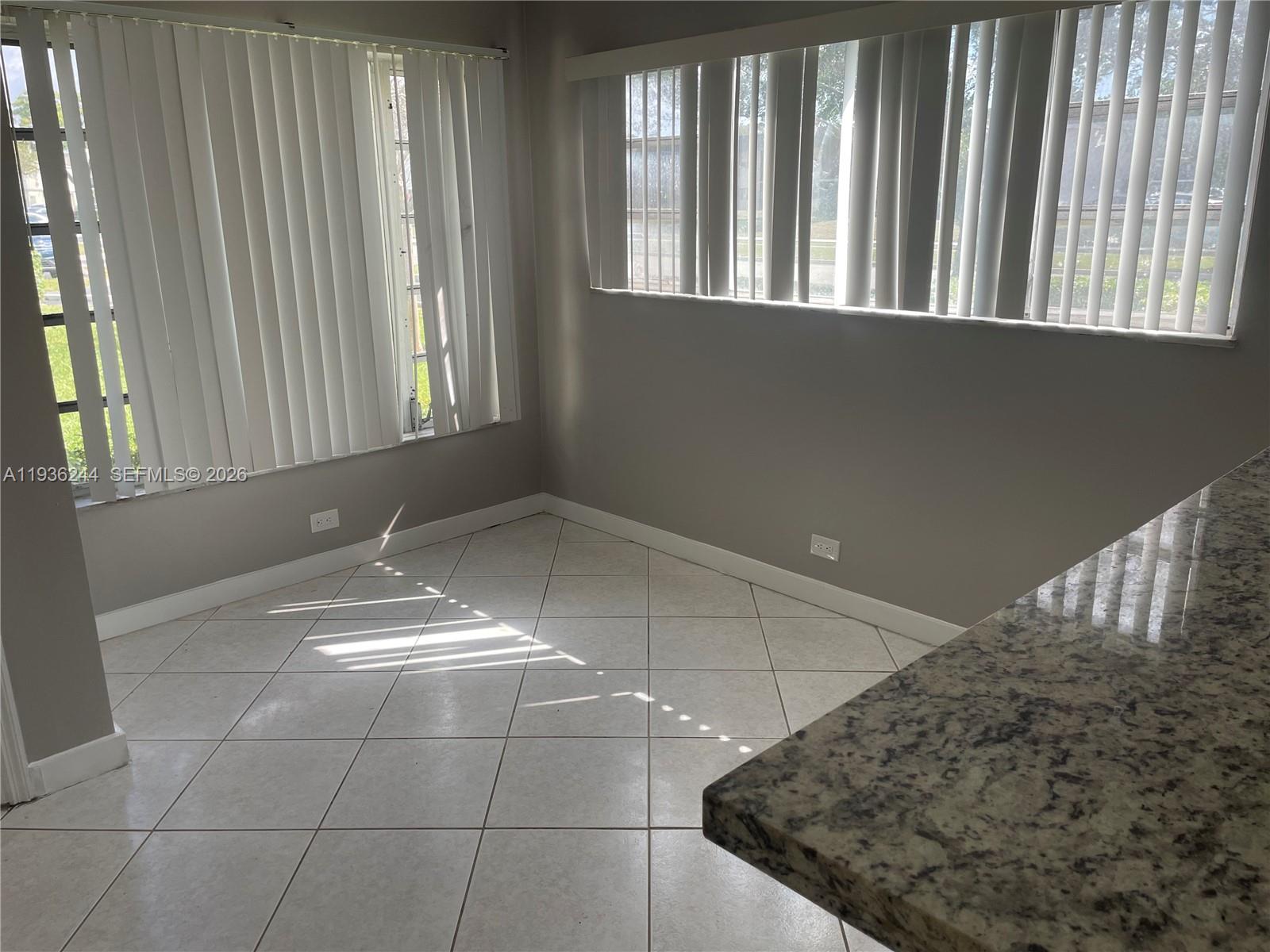 SANDPEBBLES TOWNHOUSE CON - Residential