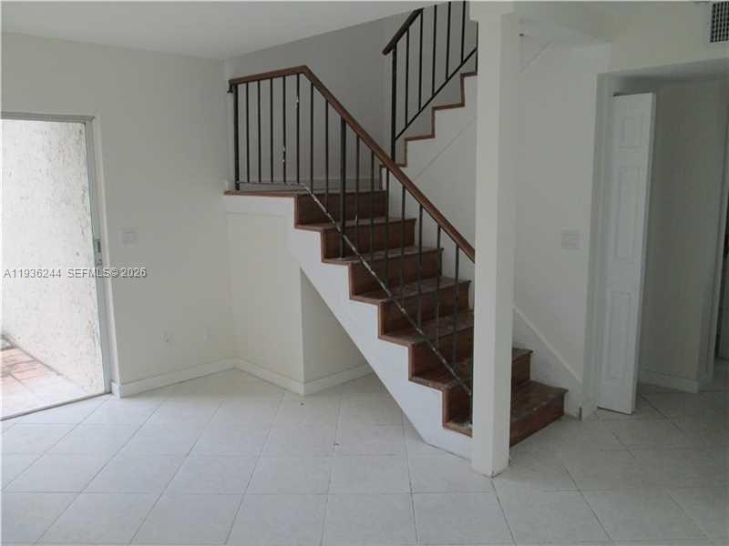 SANDPEBBLES TOWNHOUSE CON - Residential