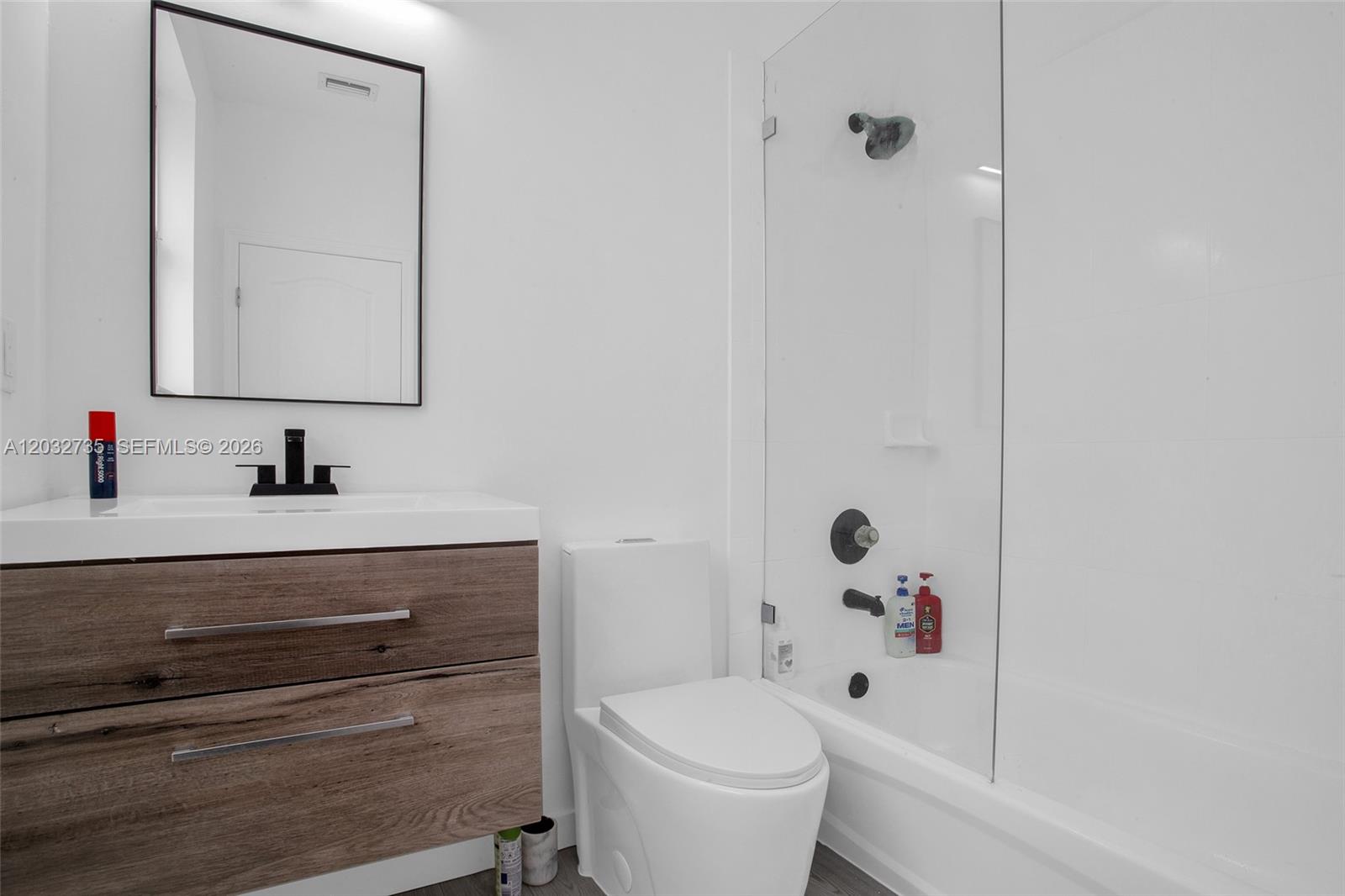 ISLANDS AT DORAL NORTHWES - Residential