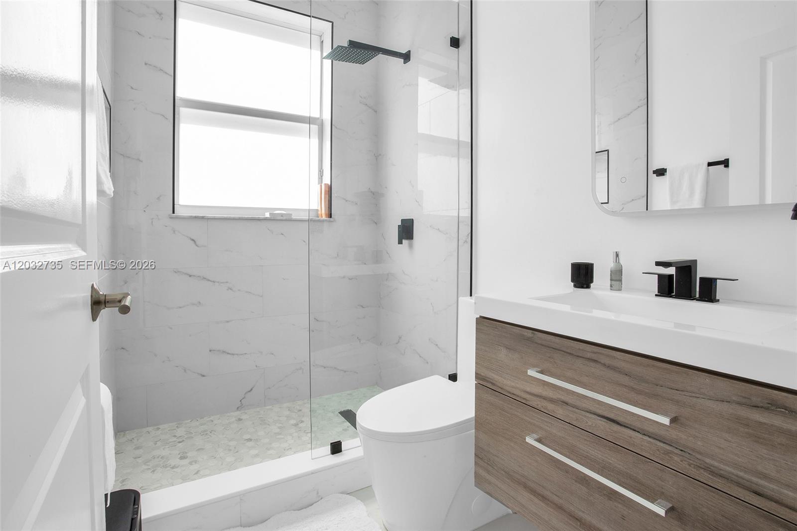 ISLANDS AT DORAL NORTHWES - Residential