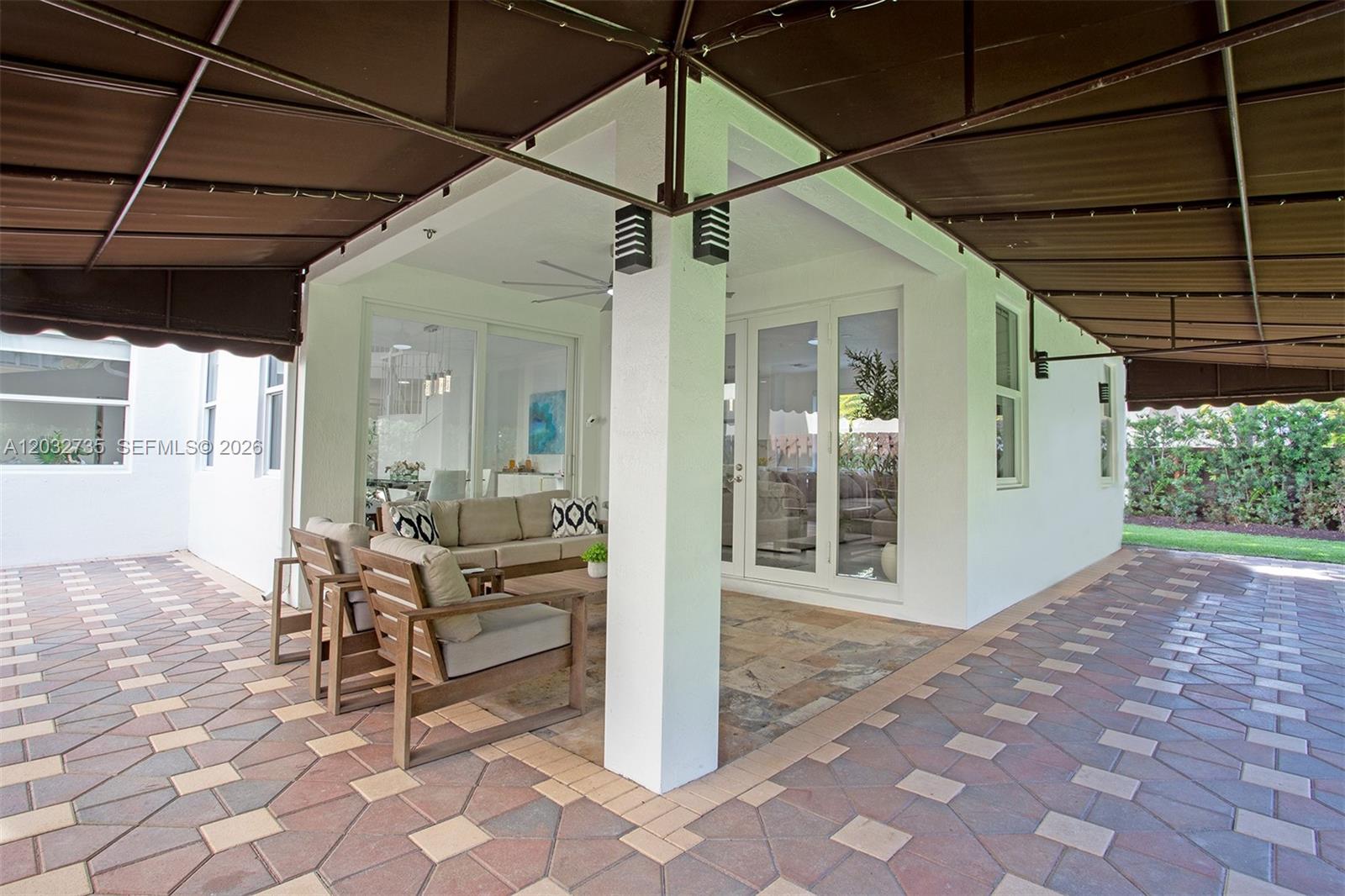 ISLANDS AT DORAL NORTHWES - Residential