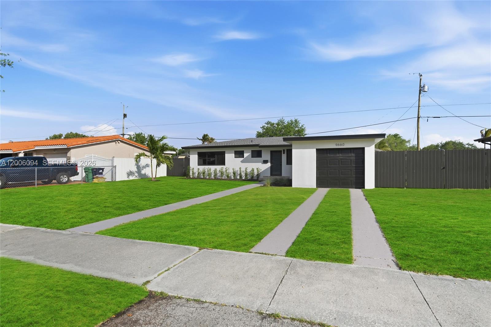 SOUTH CORAL HOMES SEC 2 - Residential