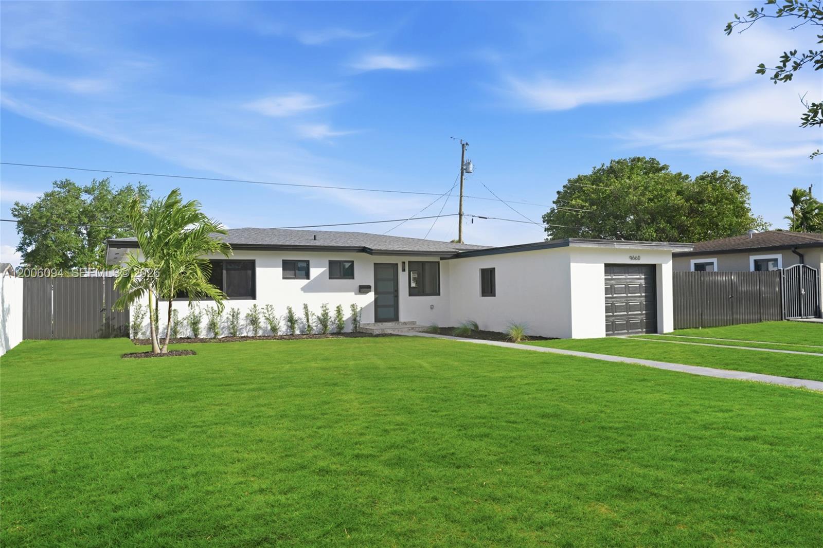 SOUTH CORAL HOMES SEC 2 - Residential