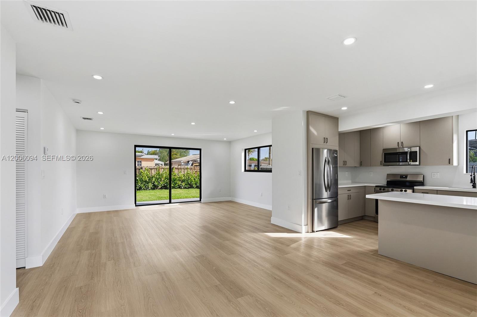 SOUTH CORAL HOMES SEC 2 - Residential