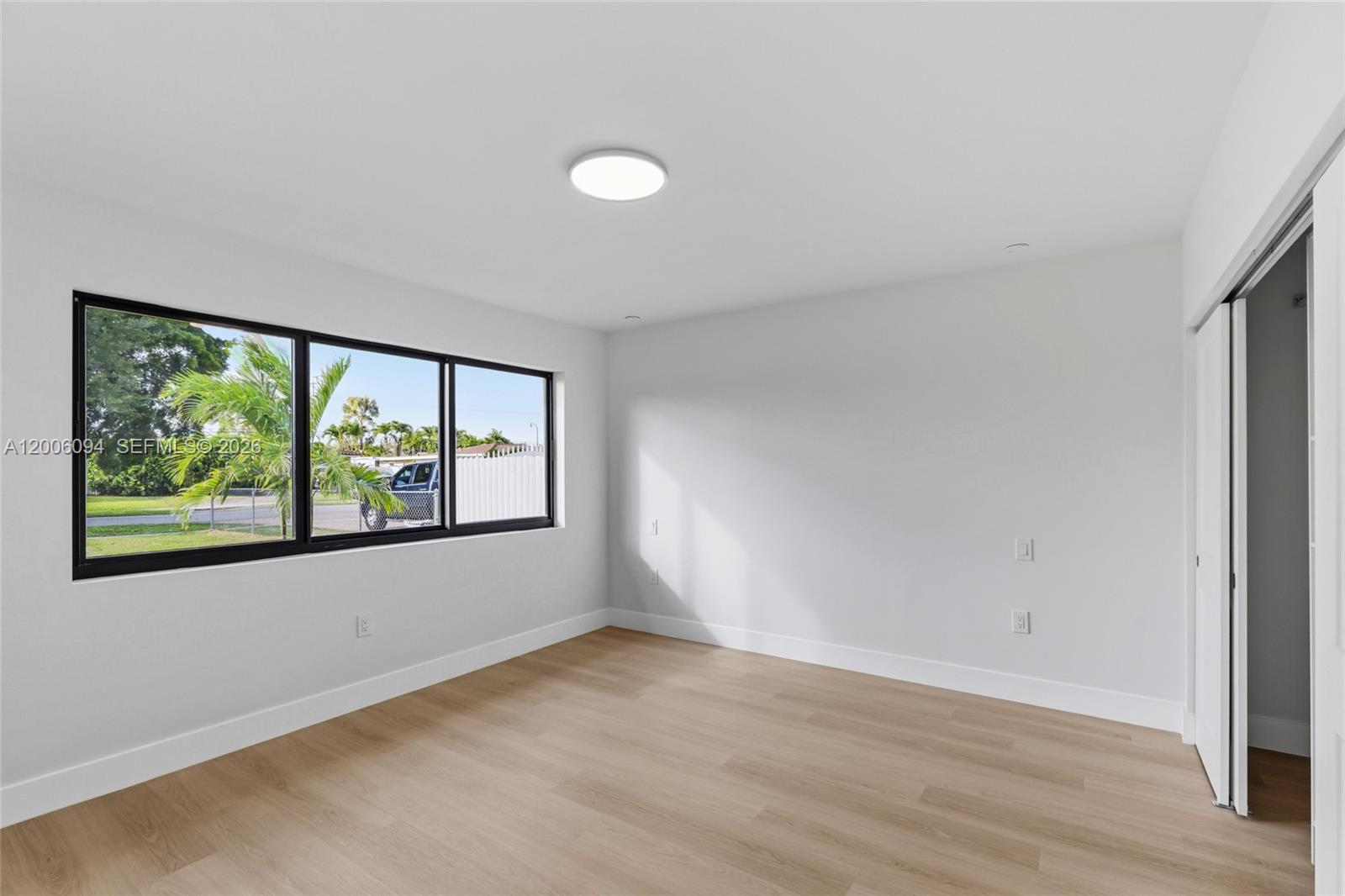 SOUTH CORAL HOMES SEC 2 - Residential