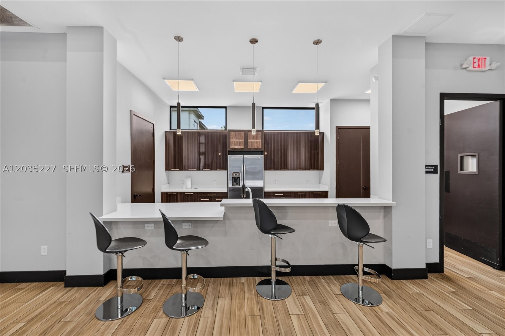 DUNNWOODY LAKE - Residential
