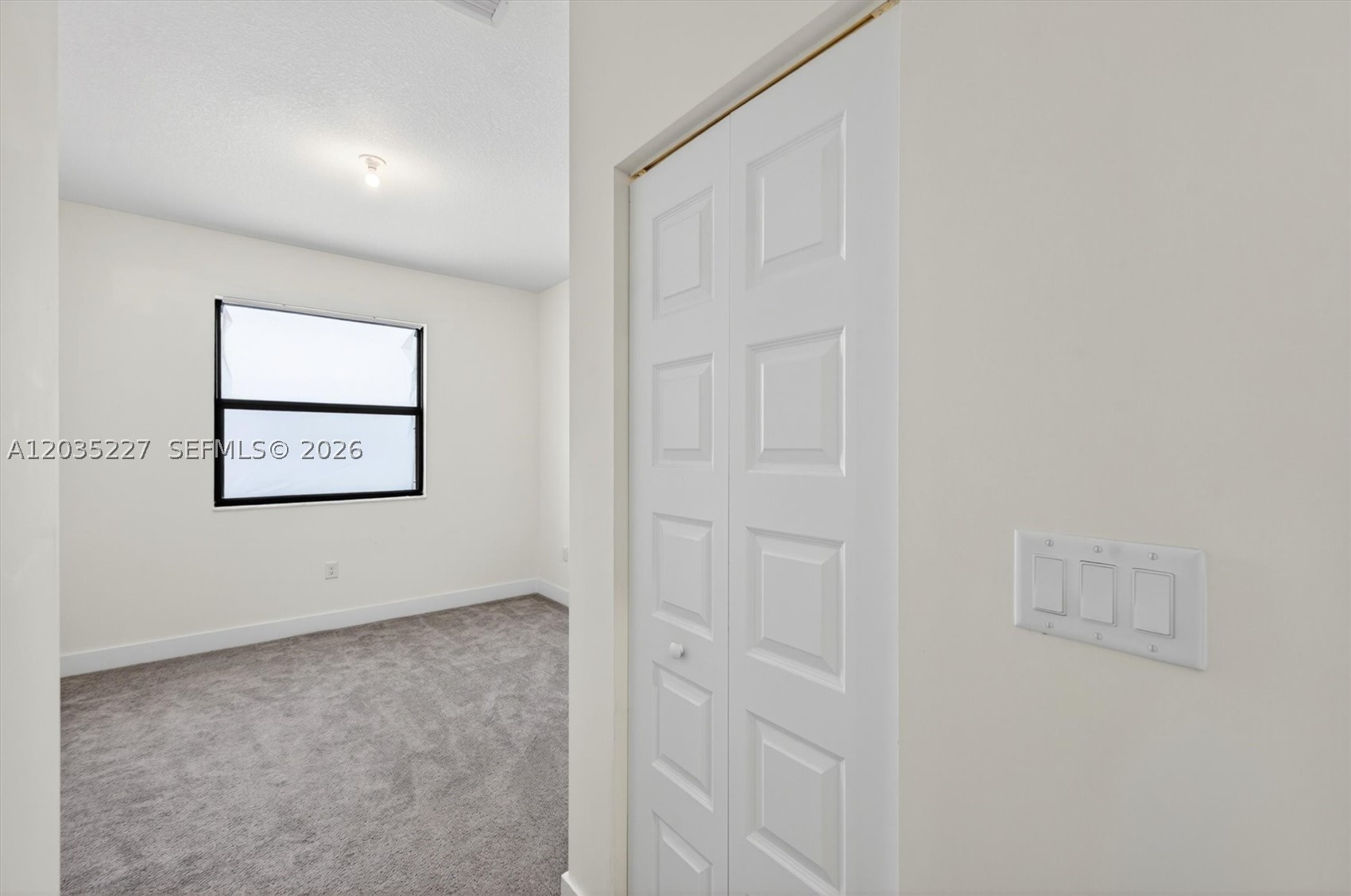 DUNNWOODY LAKE - Residential