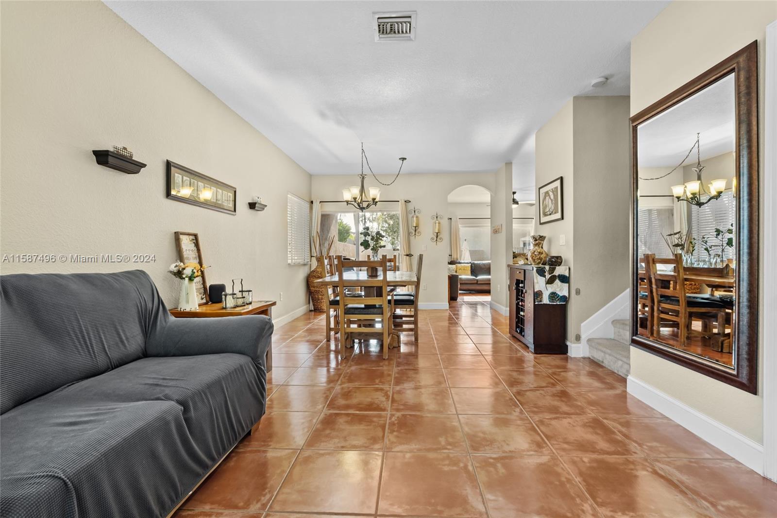 SANTA BARBARA - Residential