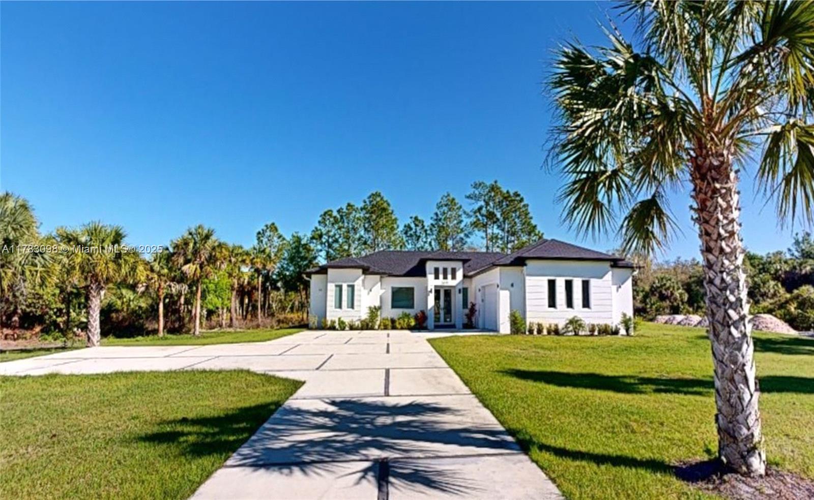 GOLDEN GATE ESTATES - Residential