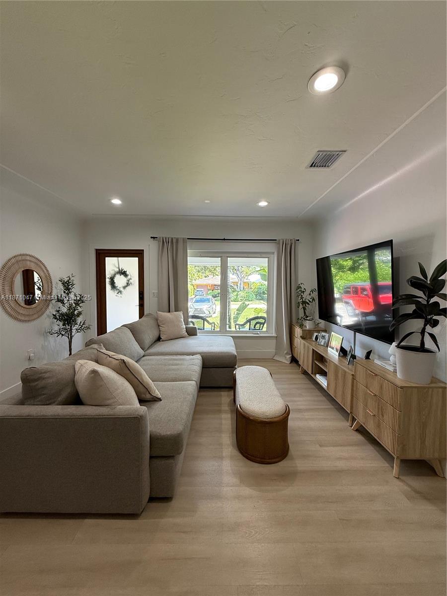 CORAL WAY HEIGHTS - Residential