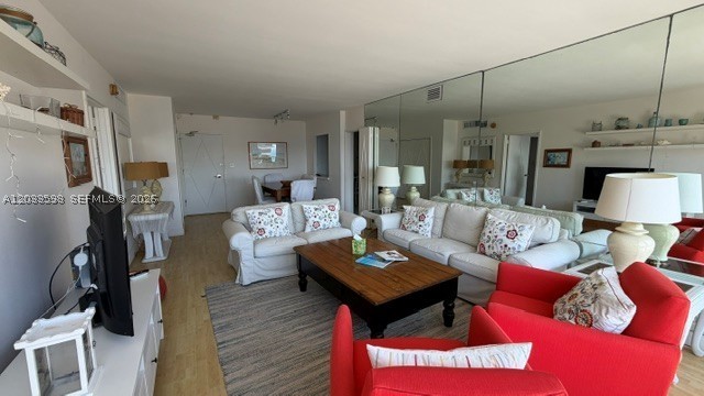 SEACOAST 5151 CONDO - Residential