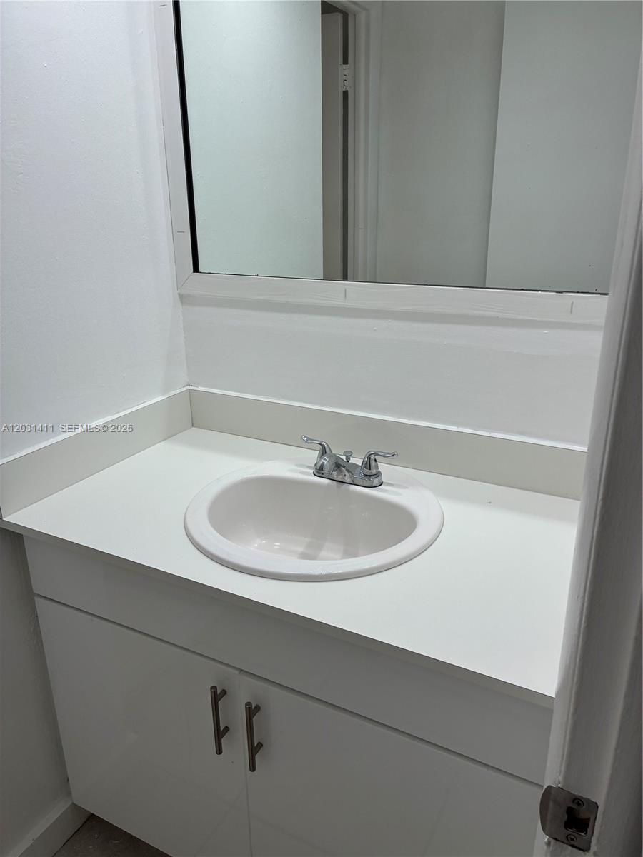 THE TERRACES CONDO PH II - Residential Lease