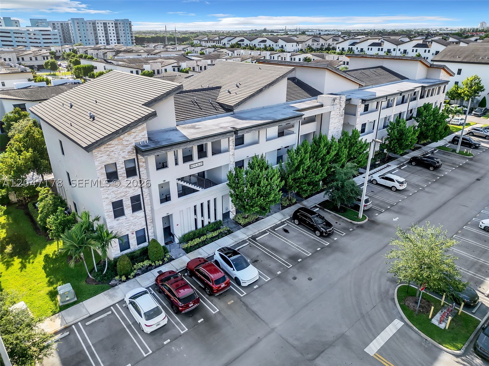 GRAND BAY SOUTH VILLAS - Residential