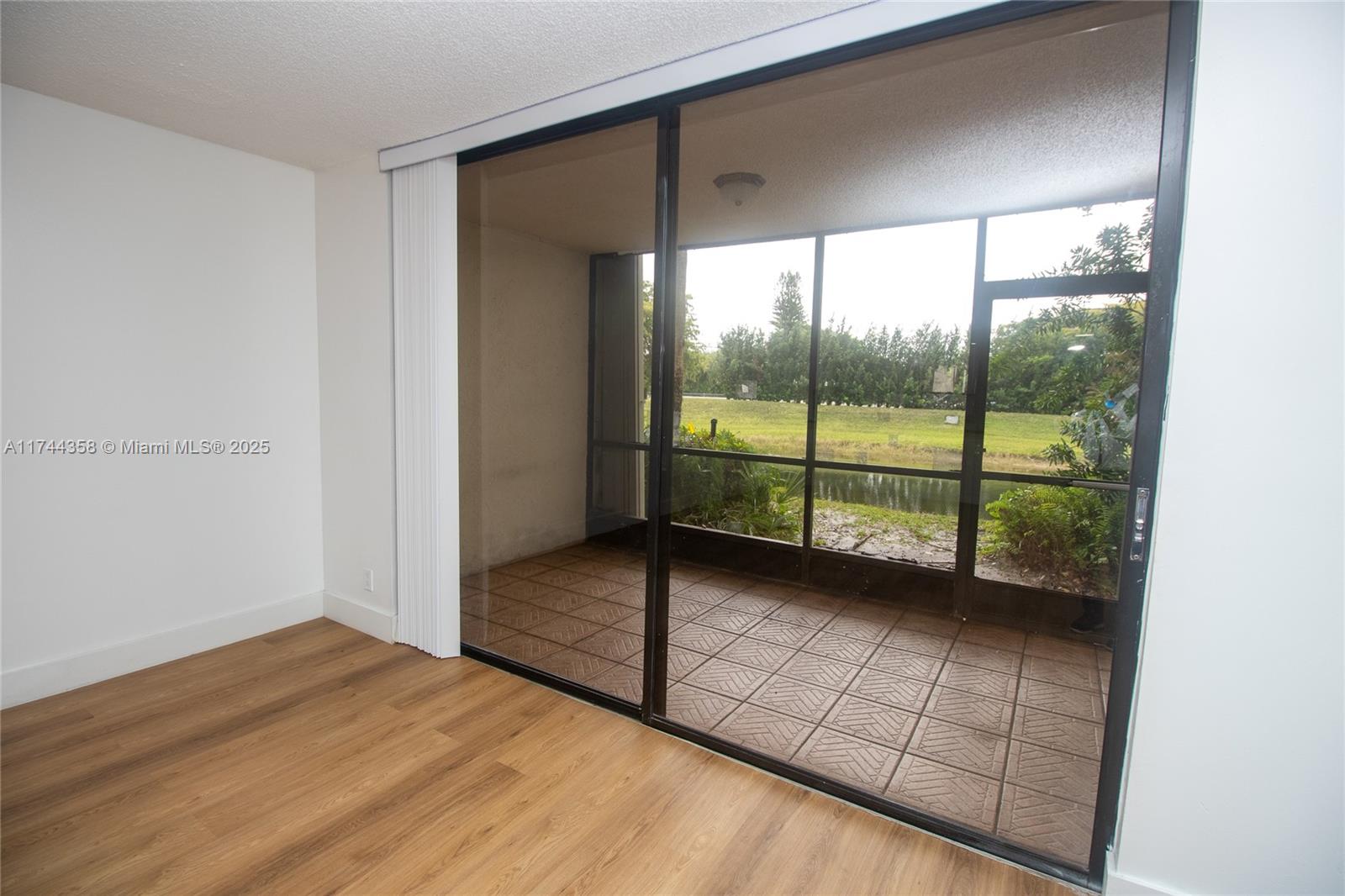 LAKES OF NEWPORT 2 CONDO - Residential