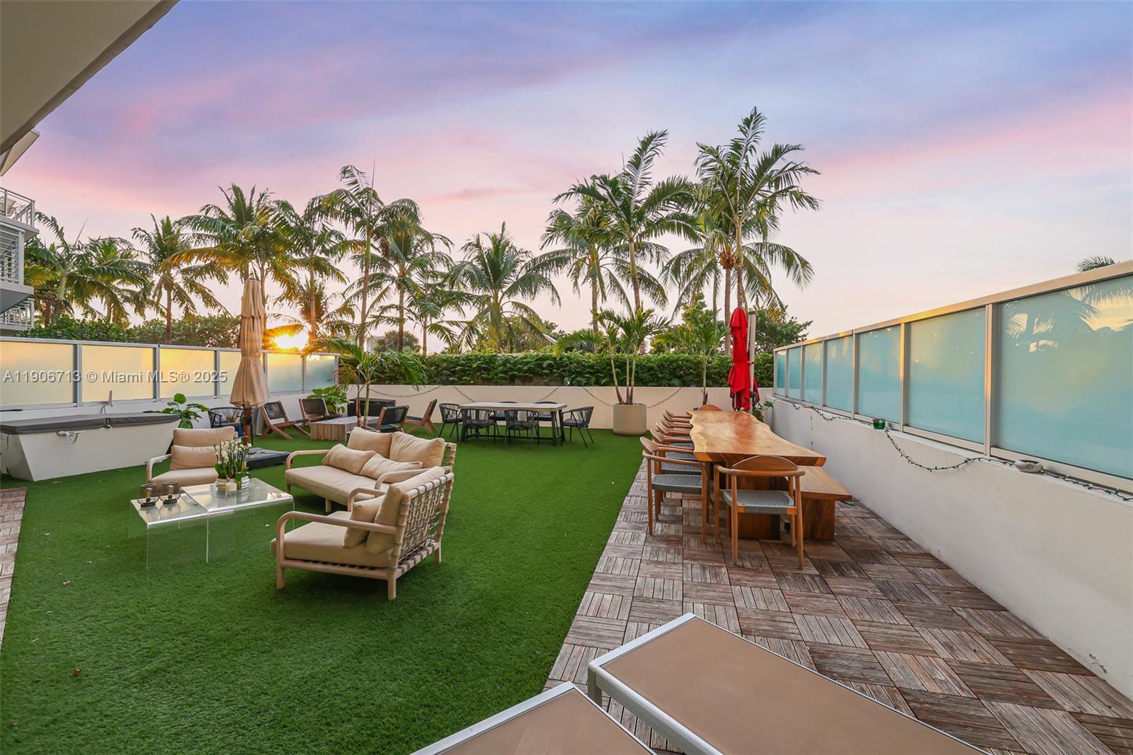 THE MERIDIAN CONDO - Residential