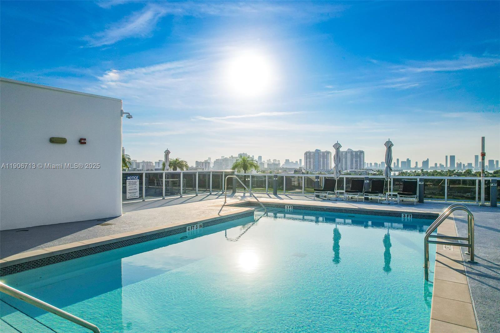 THE MERIDIAN CONDO - Residential