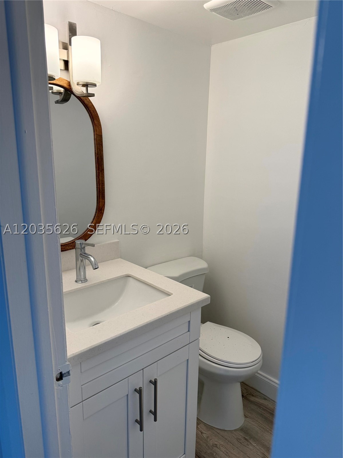 SANDALWOOD CONDO APTS - Residential Lease