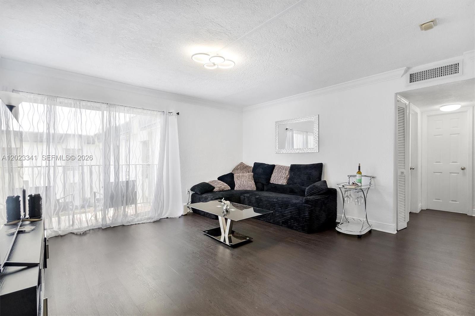SUNSET PALMS WEST CONDO - Residential
