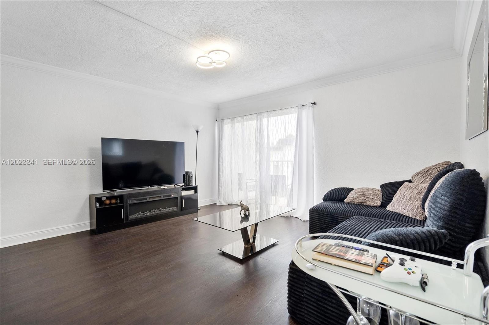 SUNSET PALMS WEST CONDO - Residential