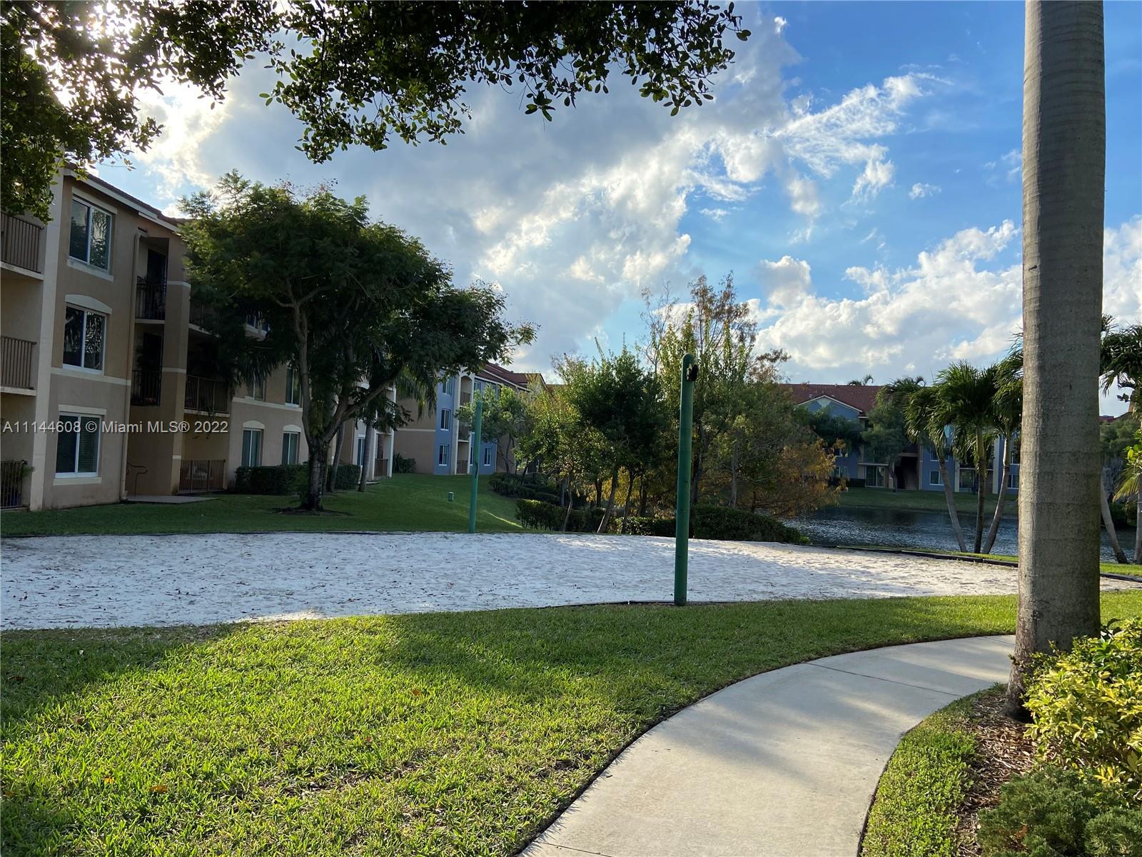 VILLA DEL SOL CONDO - Residential