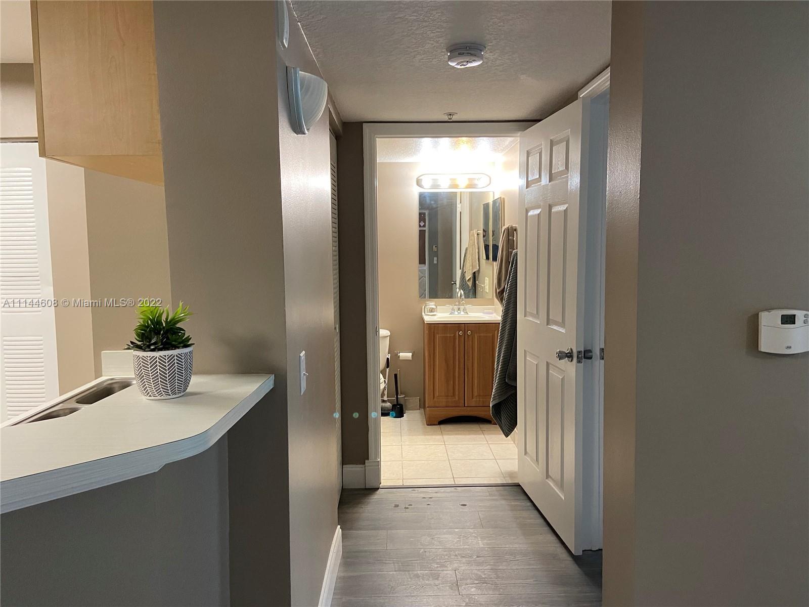 VILLA DEL SOL CONDO - Residential