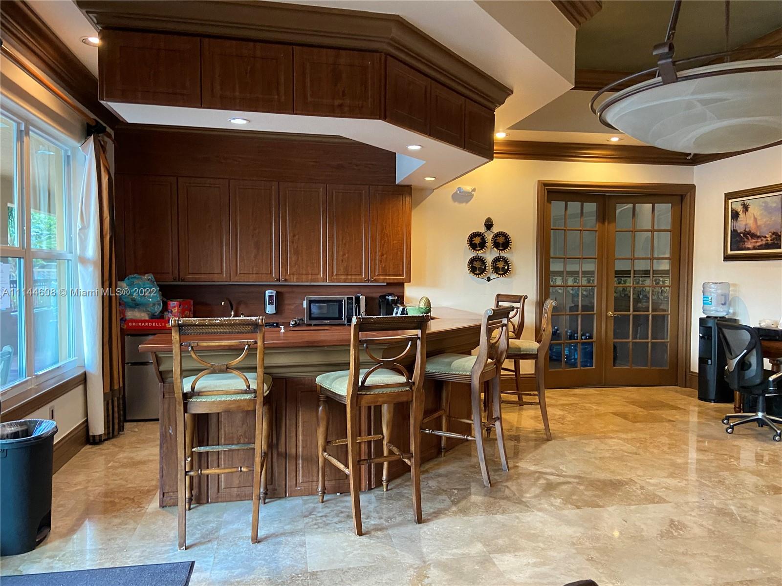 VILLA DEL SOL CONDO - Residential