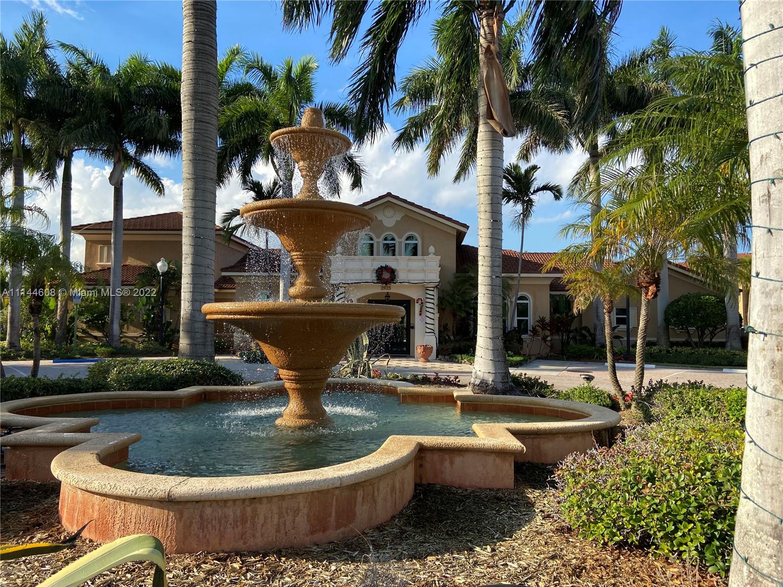 VILLA DEL SOL CONDO - Residential
