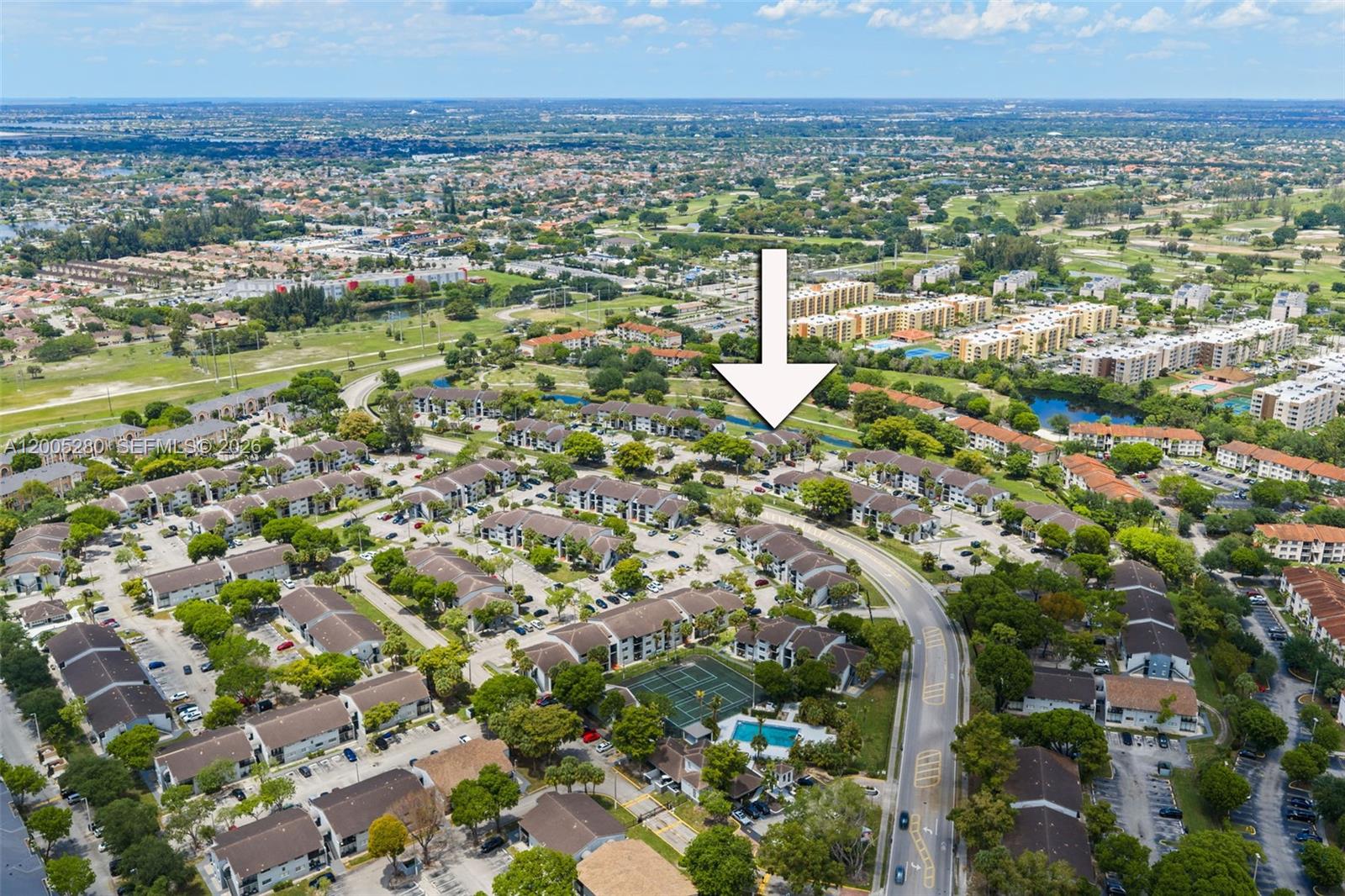 Beautifully updated 2-bedroom, 2-bathroom corner unit in the desirable Villa Bellini community, located in the Country Club of Miami area. This first-floor condo offers a spacious layout, freshly painted interiors, tile flooring throughout, and excellent natural light. The modern kitchen features stainless steel appliances, while the primary suite includes a walk-in closet and private remodeled bathroom. Tankless water heater and in-unit washer/dryer for added convenience.

Enjoy a gated and well-maintained community with pool, clubhouse, gym, tennis courts, and green areas. Conveniently located near shopping, dining, major highways, and public transportation. Ideal for both end-users and investors.