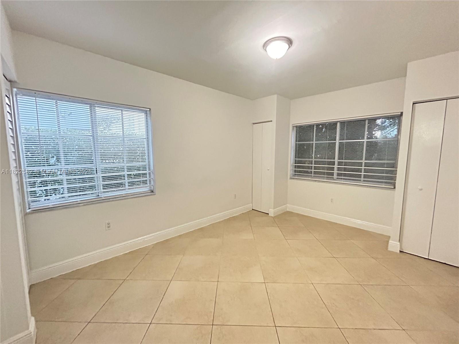 LENOX MANOR - Residential Lease
