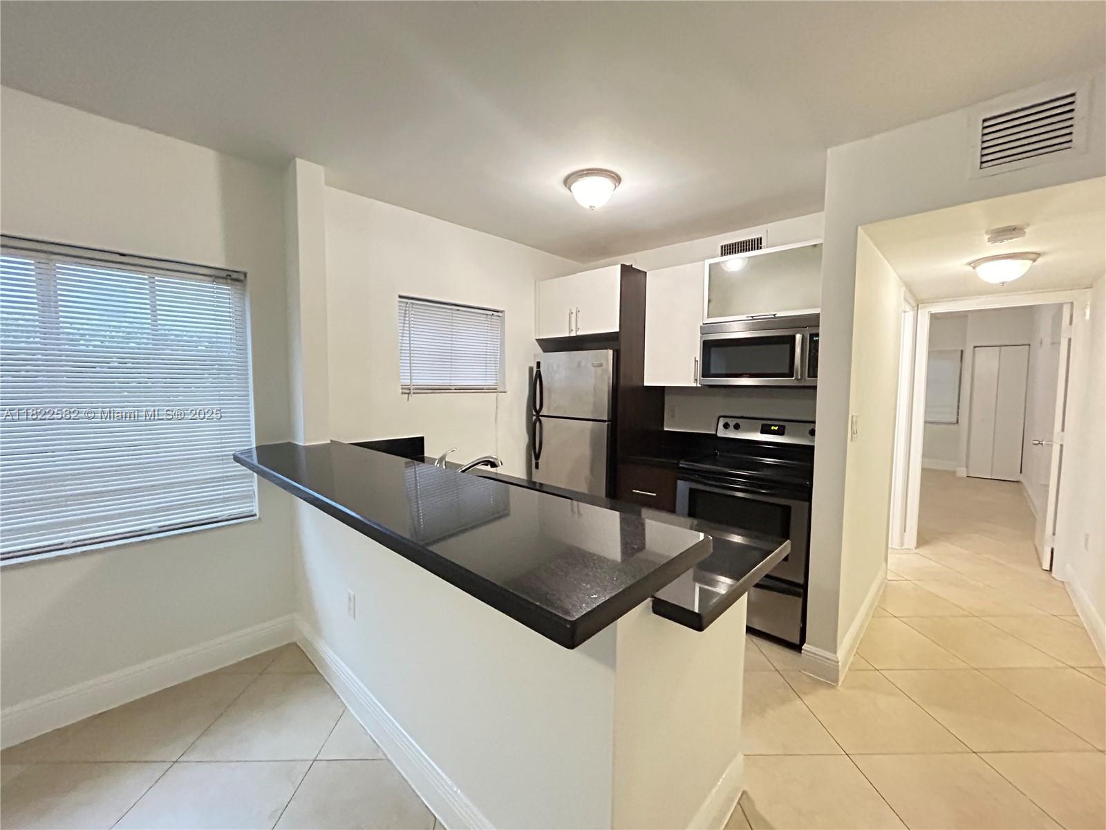 LENOX MANOR - Residential Lease