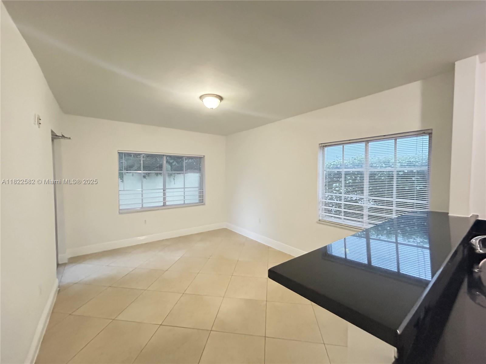 LENOX MANOR - Residential Lease