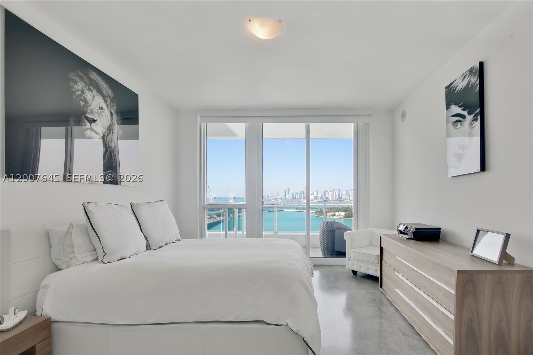 THE BENTLEY BAY CONDO - Residential