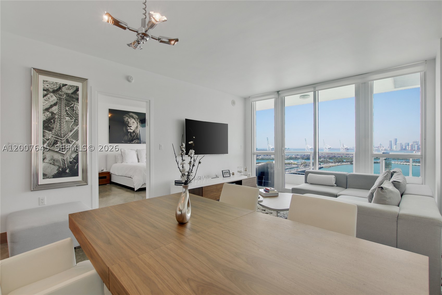THE BENTLEY BAY CONDO - Residential