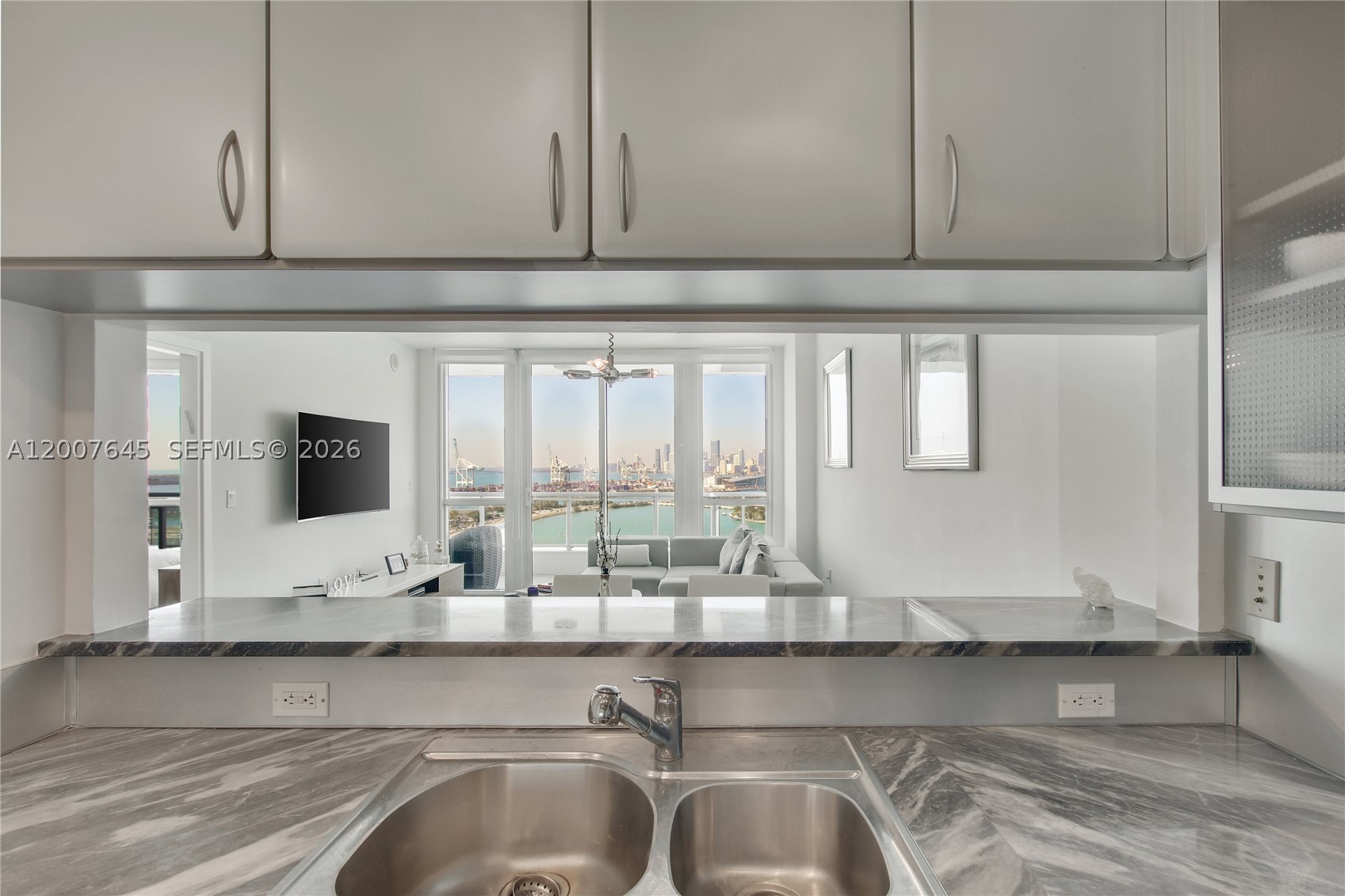 THE BENTLEY BAY CONDO - Residential