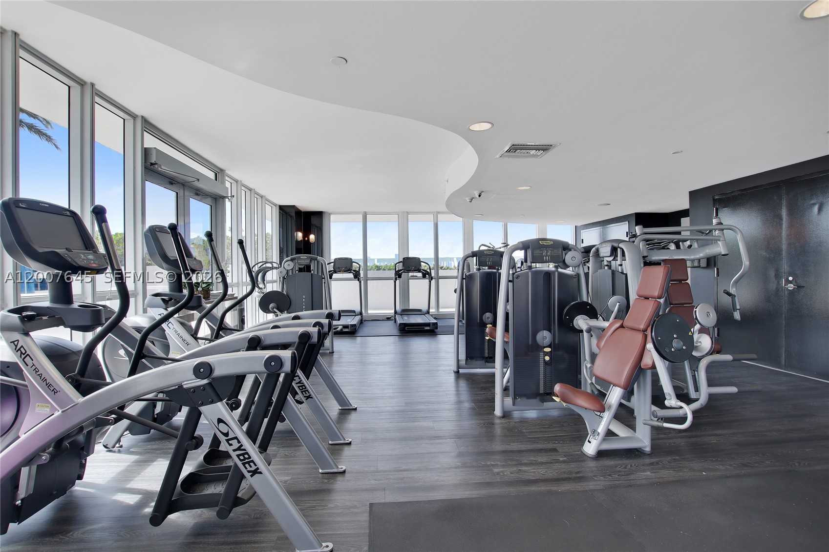 THE BENTLEY BAY CONDO - Residential