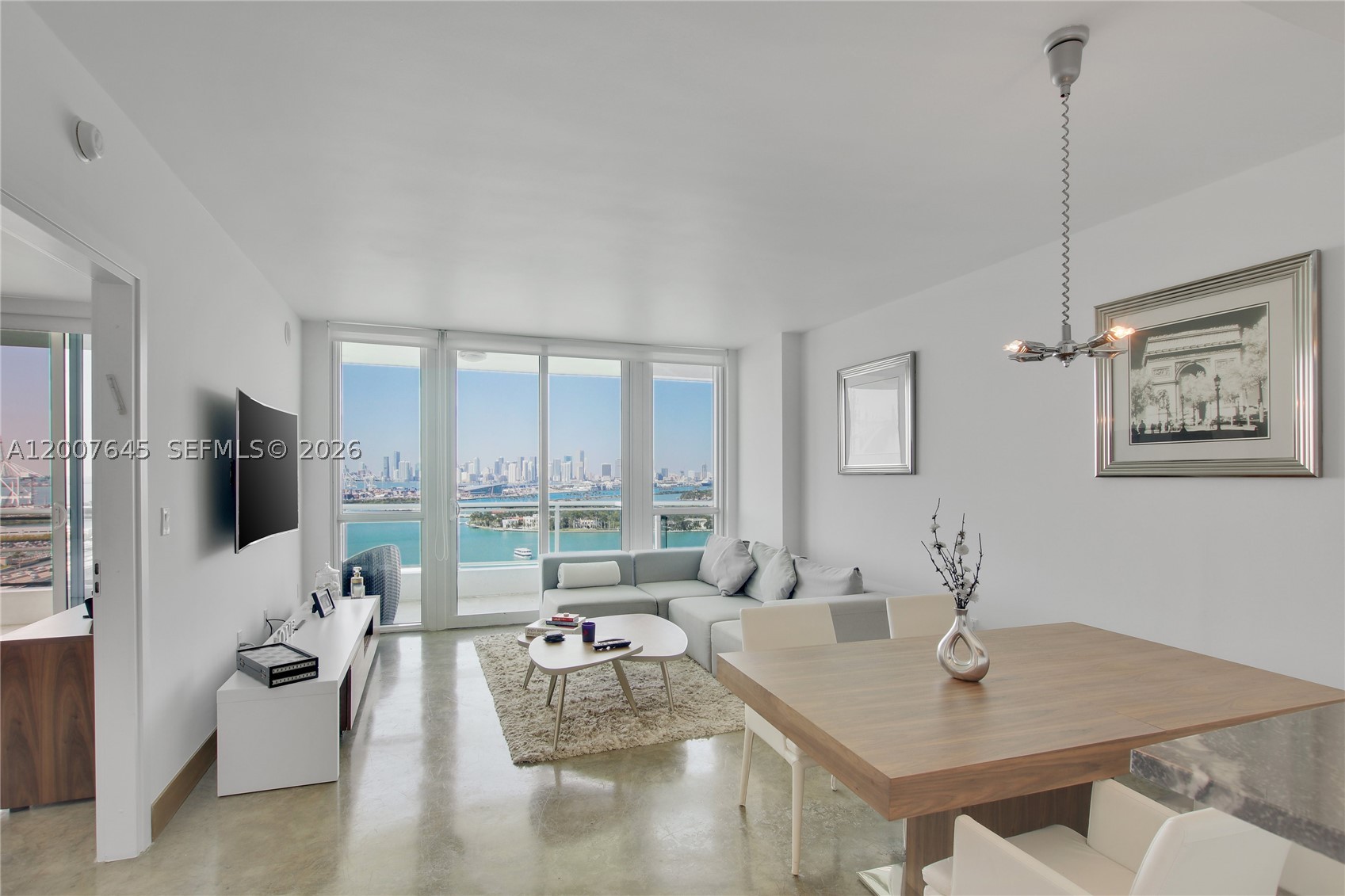 THE BENTLEY BAY CONDO - Residential