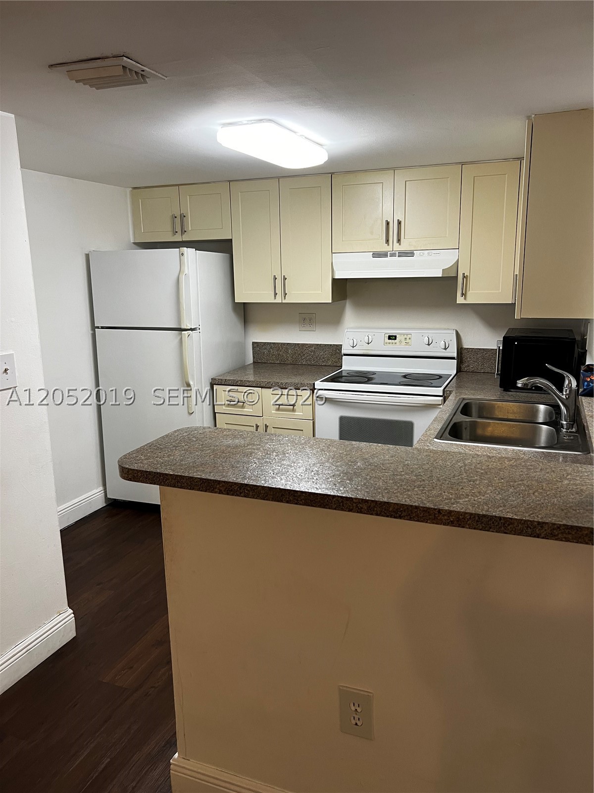 Villas de Venezia - Residential Lease