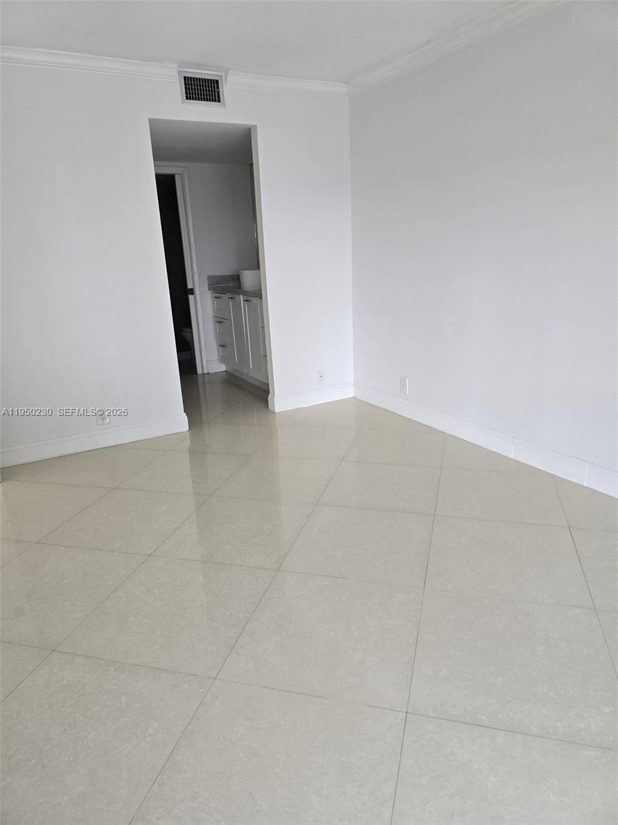 BRICKELL PLACE CONDO - Residential