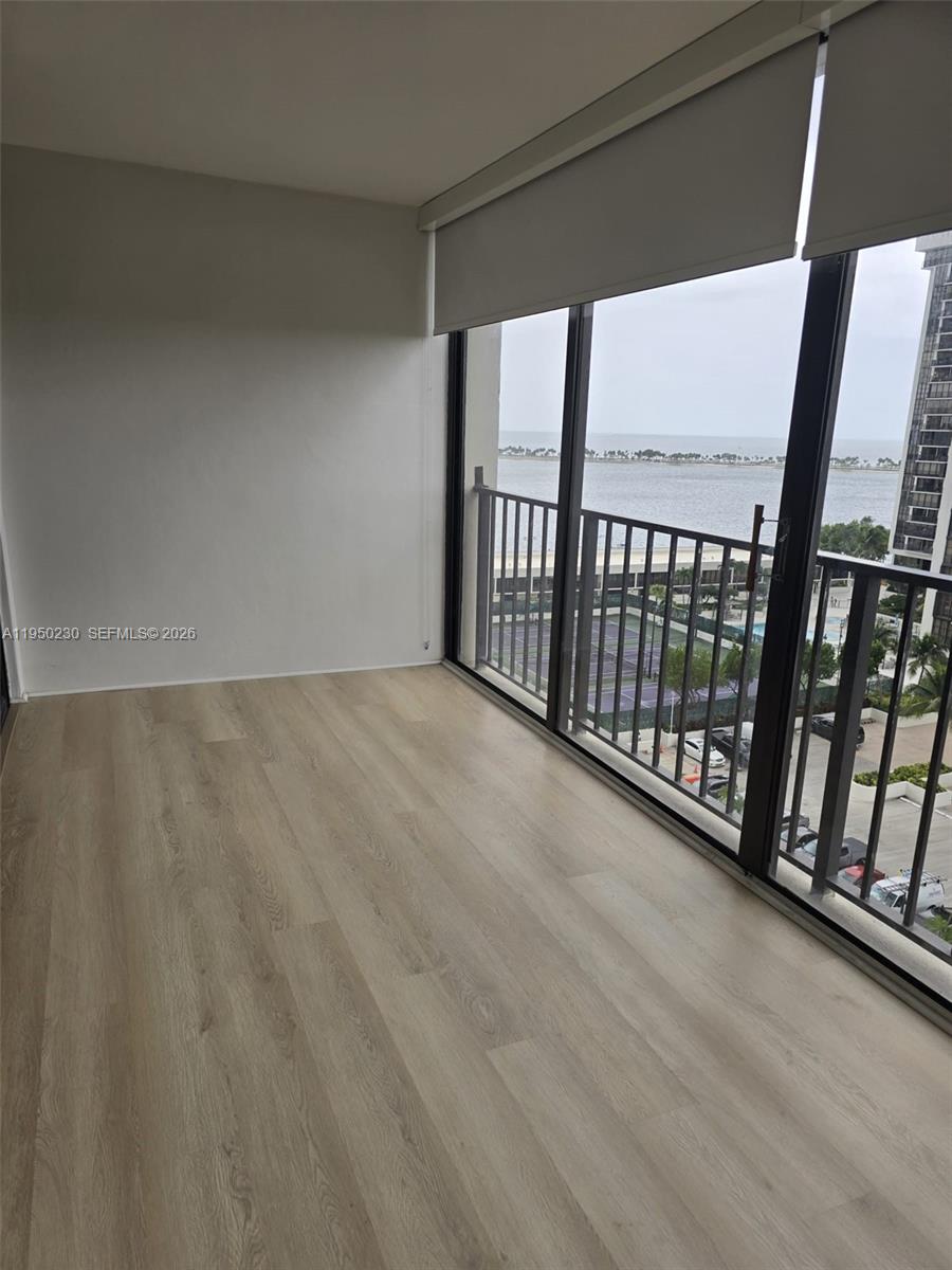 BRICKELL PLACE CONDO - Residential