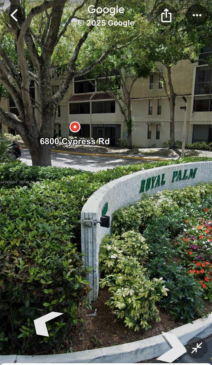 ROYAL PALM AT PLANTATION - Residential