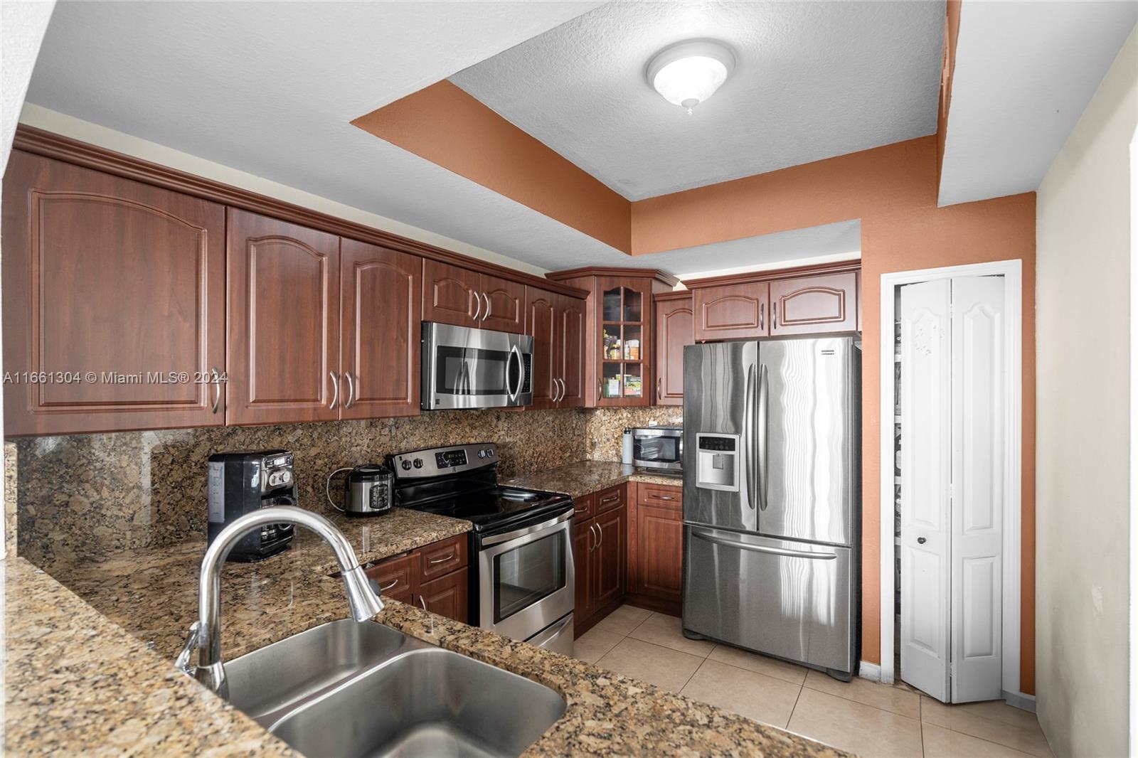 CENTURY PARK CONDO - Residential
