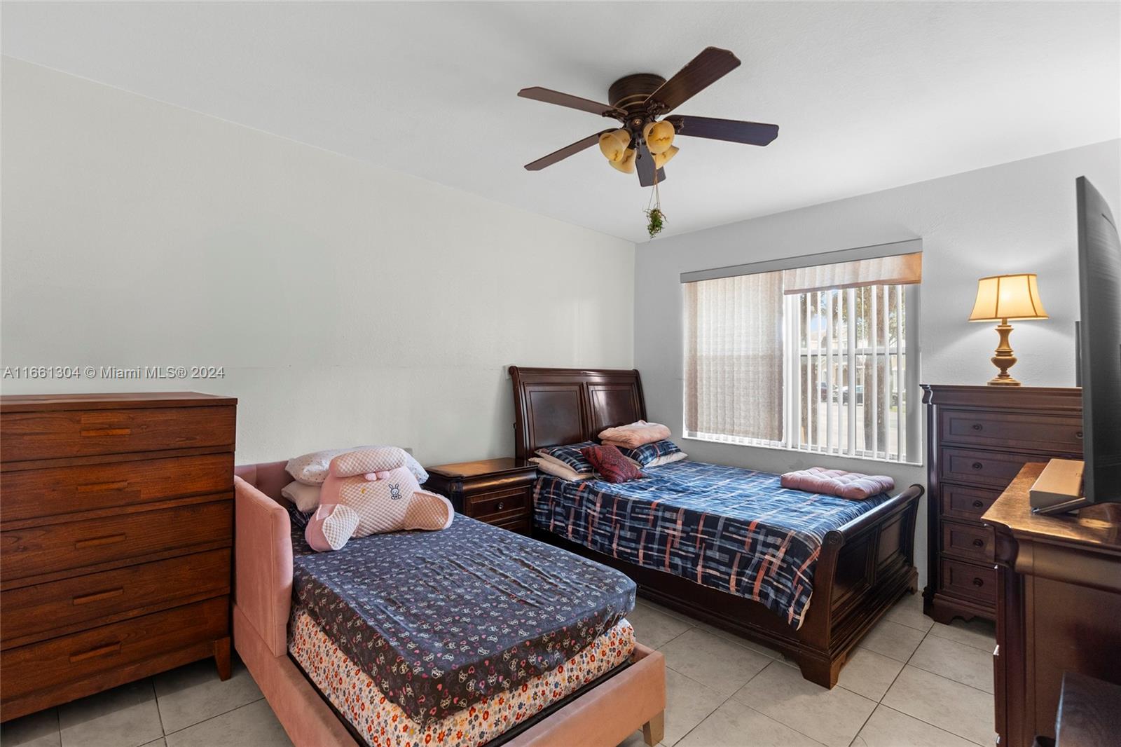 CENTURY PARK CONDO - Residential