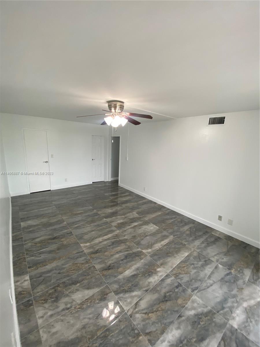 DESOTO PARK NORTH CONDO - Residential Lease