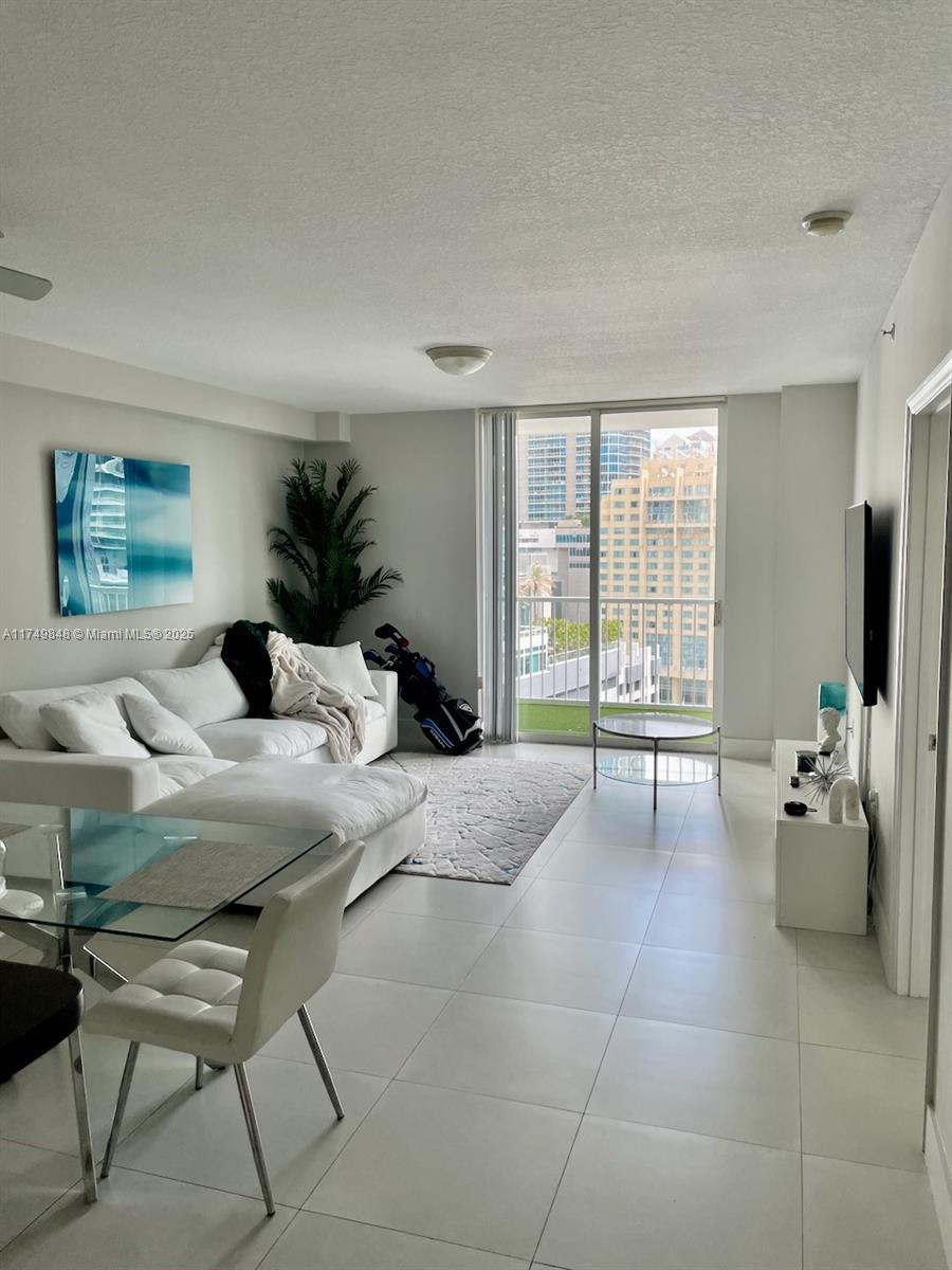 Vue At Brickell - Residential Lease