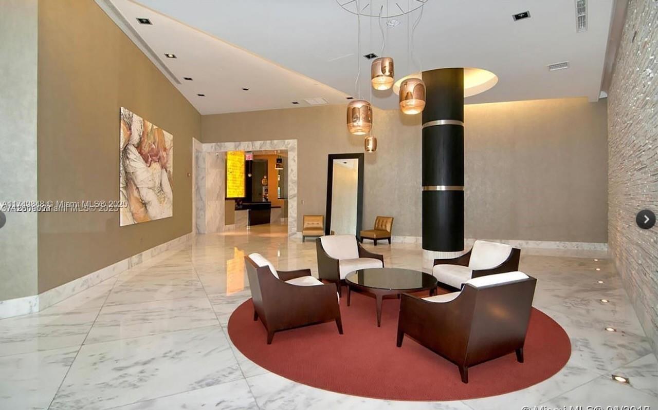Vue At Brickell - Residential Lease