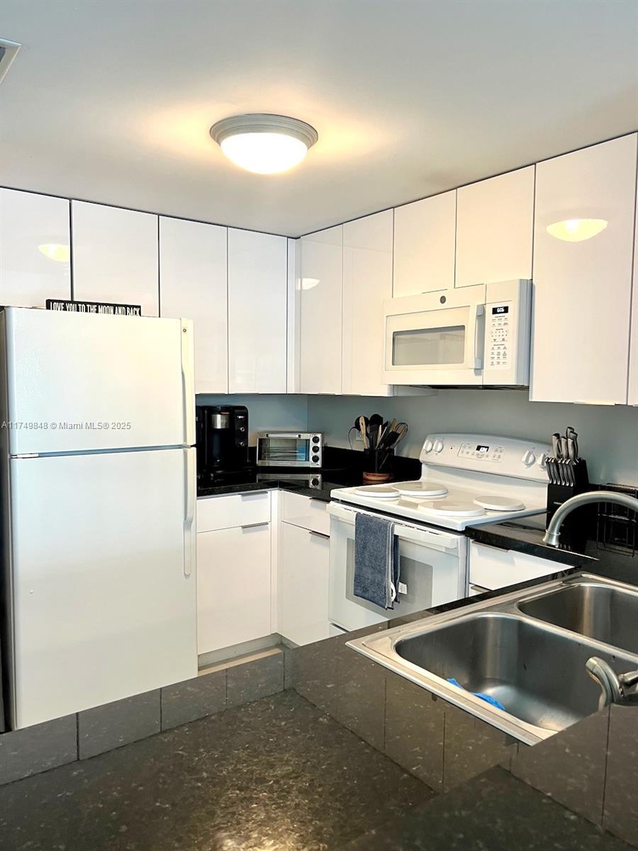 Vue At Brickell - Residential Lease